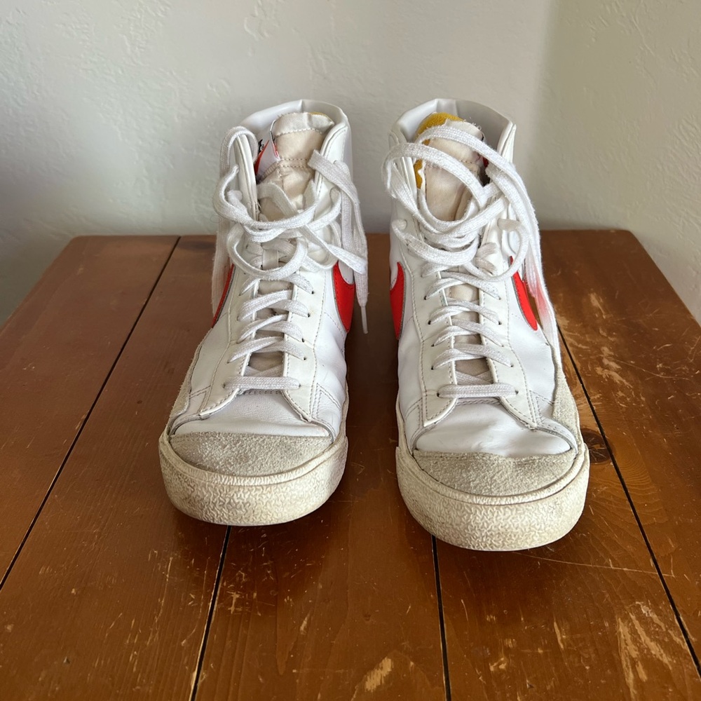 Mid 77 Blazers White and Red High-Top Sneakers